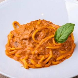 Scialatielli freschi ragù e ricotta