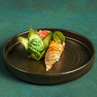 Nigiri Fried Salmon & Sweet Chilli