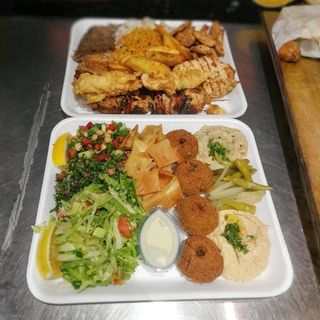 Шам хилти халал микс +   Минерална вода (1,5л) (2,2кг.)