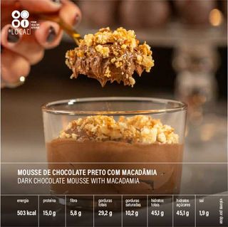 Mousse de Chocolate Preto com Macadâmia