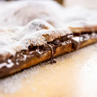 Pizza con Nutella pala intera