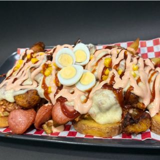 Salchipapa le burguer personal 