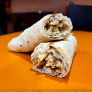 Iftarski meni za 5 osoba velika šarena sofra box