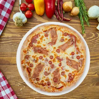 Pizza Canibale