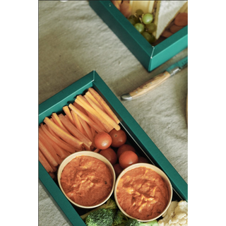 Hummus de tomate seco con crudités