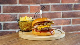 Meksički burger + Coca-Cola 0.33l