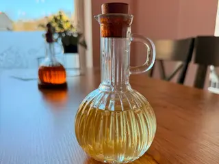 Oliwa z oliwek czosnkowa