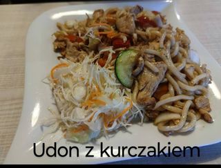 Makaron udon smażony z wołowiną