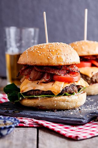Mexican Classic Bacon & Cheese Burger