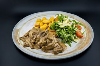 Filetto alla piastra con salsa funghi