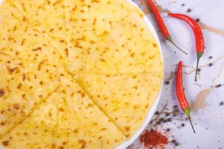 Хычины с сыром и брынзой