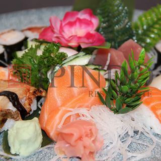 Sushi con sashimi (ración)