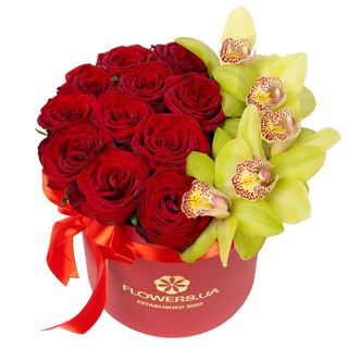 Квіти у коробці "Гламурний презент"