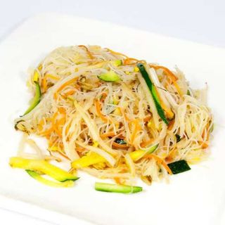 216 Spaghetti di riso con carne mista