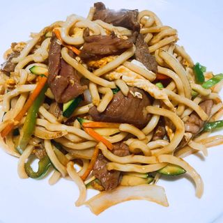 Tallarines Udon Con TERNERA