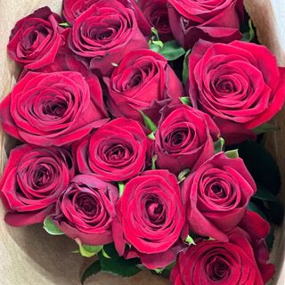 წითელი ვარდი ( 15 ცალი )