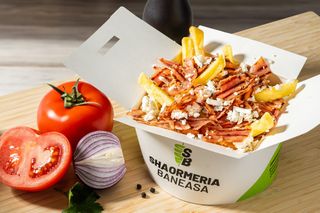 CARTOFI CU TELEMEA SI BACON 300g