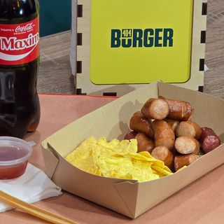 Начос с охотничьими сосисками/ Nachos cu Crenvurști Vânătorești