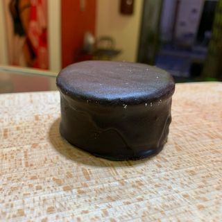 Alfajor de cioccolato e dulce de leche 