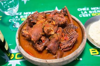 Kédjénou D'agouti + Accompagnement