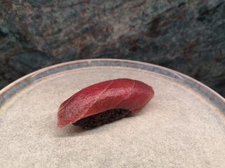 Nigiri black maguro