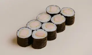 Hosomaki tuńczyk w tempurze - 8 szt -
