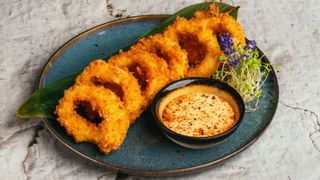 Kalmary w panko - 6 krążków + sos Kobe