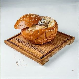 Бургер с грибами и сыром