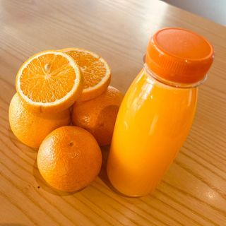 Zumo de naranja exprimido