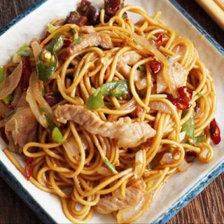 Pork fried noodles