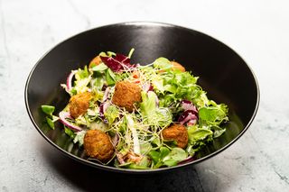 Ensalada West End De Falafel