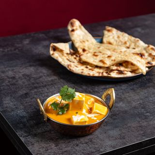 Indyjskie mango curry z krewetkami