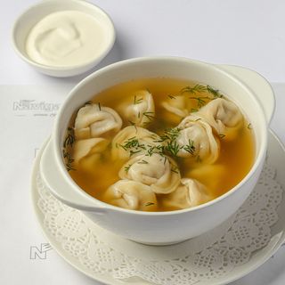 Пельмени с бульоном (говядина) (300 гр.)