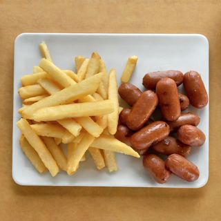 Patate fritte e wrustel