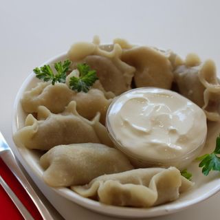 Pierogi mrożone z Ziemniaki,boczek,pieczarki,