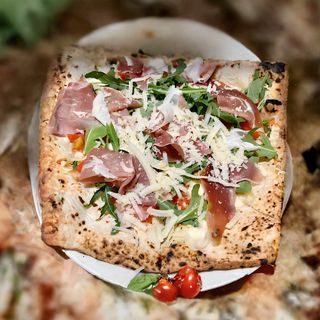 Pizza Tricolore (30 Cm.)