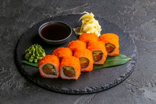 Каліфорнія з лососем 1 шт