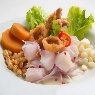 Combinado (Ceviche Y Chicharrón)