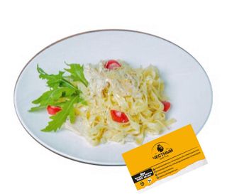 Тальятелле с курицей и томатами 