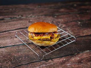 Bacon bite burger + Coca-Cola