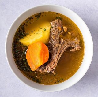 Шурпа из молодого барашка совощами