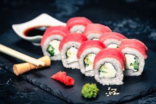 Філадельфія з тунцем (240г)