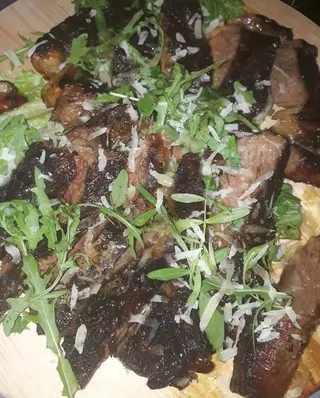 Bistecca 400gr con rucola e grana