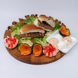 Gurmanska pljeskavica 300g