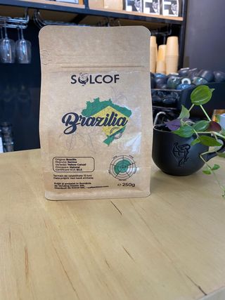 Combo: Buchet de flori & cafea