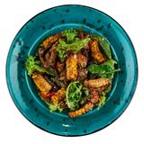 Салат з телятиною в імбирному соусі (270г)