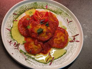 Ravioli Relleno De Ragú Al Vino Tinto