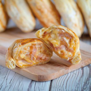 Empanada de Cheese Bacon