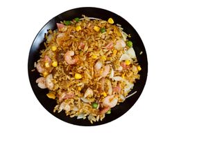 121. Пържен ориз със зеленчуци (800г)