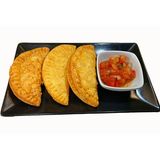 Empanada de queso fritas con pebre (3 uds.)